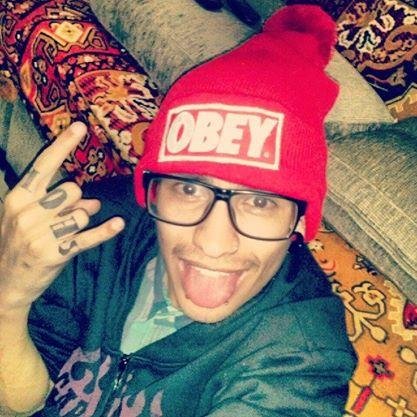 MinaDri's profile picture. Ainda irei te abraçar e dizer q te amo levada alternativa