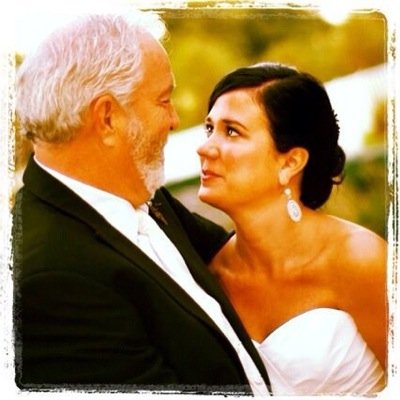 pinsforhim's profile picture. lovers of all things creative, colorful, and coastal