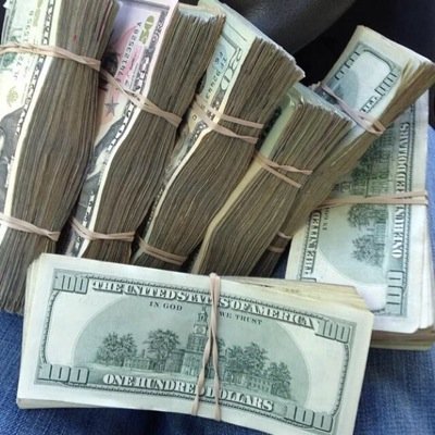 i tweet real shit! follow me and retweet my tweets... lets make this a big page !