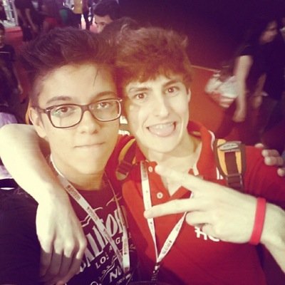 Fã Clube dos YouTubers BR em geral. Aqui você encontrará informações,curiosidades,fotos exclusivas,etc sobre eles.