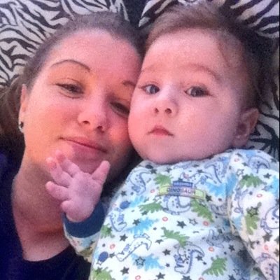 The queen of random tweeting. My child is my life. i love my fiancé!
