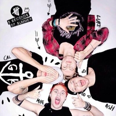 Rt this link please  https://t.co/ffQYm4R1ne free follow from @ImLegal5SOS