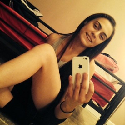 17 years young ✨;HHS;Junior;Insta:Gianna_x96