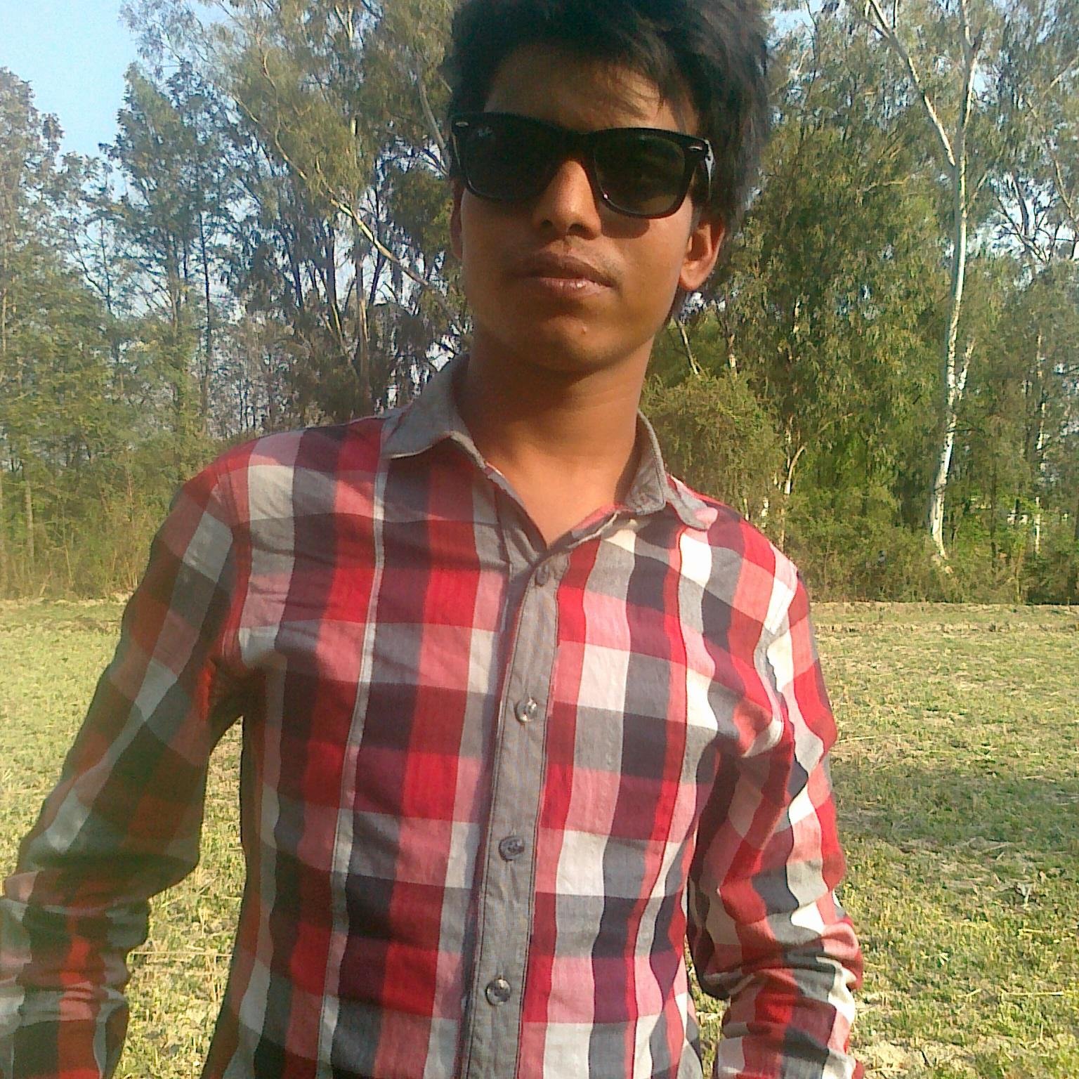 thaparupen's profile picture. 