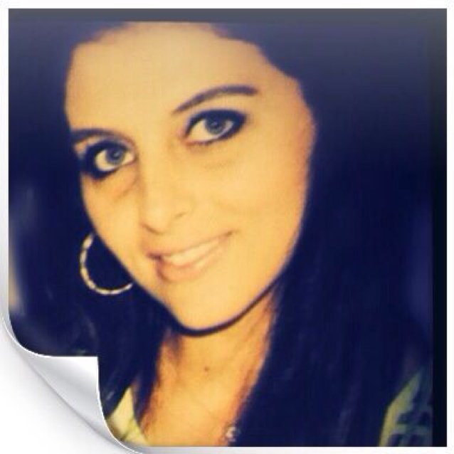 CynMiz's profile picture. • DōTERRA Diamond 💎 •Un día sin reír es un día perdido♥️ •#rockclimbing •Music moves the world •Tech lover