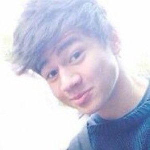 https://t.co/6iurlDeZd4 RT the link and tag @Calum5SOS thanks. Follow too @meiBAEn She's a Cal girl. thanks!
