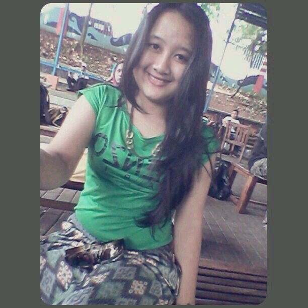 SMA KOSGORO '10 | FKIP UNPAK '13 | line path ig: dea arviani
