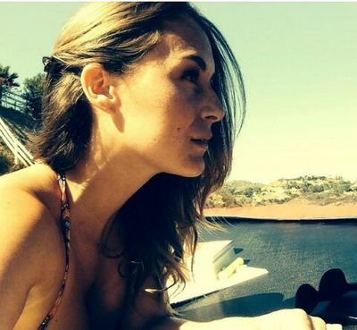 Just think of me everytime you look up in the sky and see a star | Single {RP}