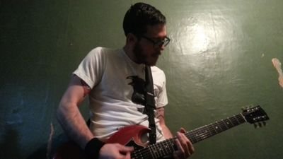 helmd005's profile picture. tweeter