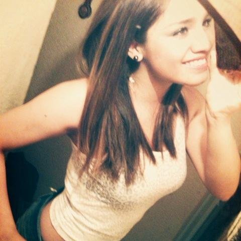 Vive Intensamente Que vida solo HAY UNA  ! ♥ :D
                    #followme  #followback  #teamfollowback