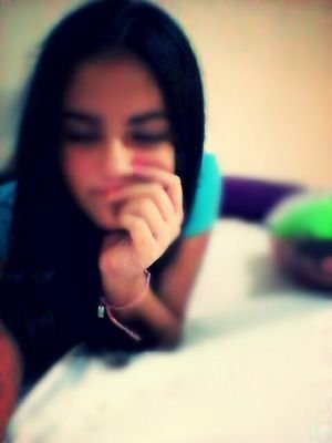 @NiallOfficial : Me dices gay, cuando tu tocas con tus manos su cuerpo, mientras yo toco su corazon con mis canciones :o