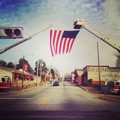 Jay_FFDJR01's profile picture. Owner of FCO_Kustomz
Franklinton high school class of 2015