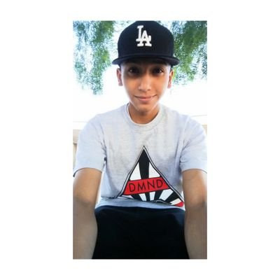 KingMike100's profile picture. #FutureStar | Carson California | 18 | CSUDH