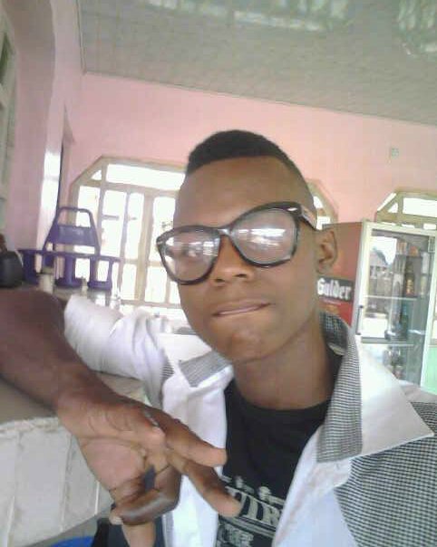 artiste/Singer/songwriter.!!! Currently C.E.O prime empire entertaiment records !!!
  4 bookings/ sponsorship/enquiry cal 08130193699
 _*[nigaz wit atittude]*