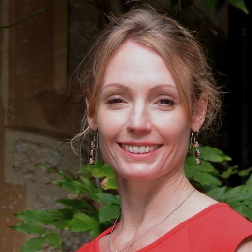 Dr Alison Warner, GP and Aesthetic Doctor Oxfordshire. Fractional non ablative laser, IPL Photo facials, Dermal Fillers and wrinkle relaxing injections.