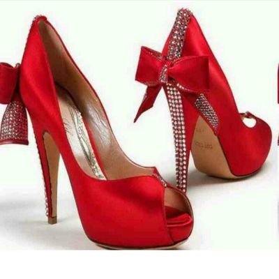 theaterbaby01's profile picture. 