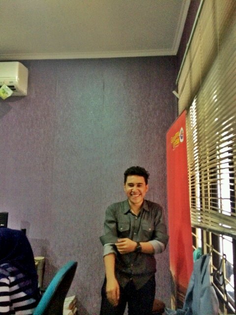 MuammarGhazaly's profile picture. AtillaGafitra |drummer @tagaloloband | cajoners @strdy13