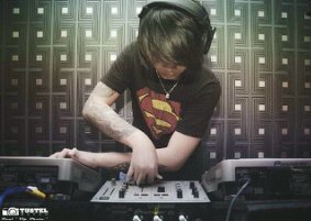 ZoleeL3_RDJS's profile picture. Pasar Sukajadi Batam Blok RD no. 8,Jl. Jend Sudirman, Kelurahan Sukajadi,Kecamatan Kota Batam(Belakang Dermaga,Sebelah Pintu2 Pasar Segar SukaJadi)/Pin:27FF42B8