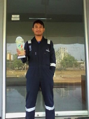 “Diantara dosa-dosa yang paling besar adalah berkata kasarnya seseorang kepada kedua orang tuanya”