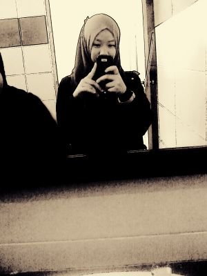 still newbie. so, u can follow me and i'll follow u back.