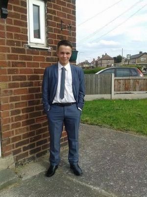 Glyn
17
Liverpool Fc
11/8/14 Becka 3