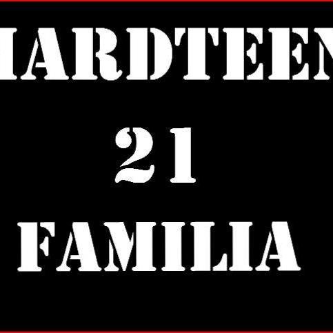 We Are Familia From Jambi City Hardcore :) | Respect Forr All :) | Suport Band Indie Local (y) ;)