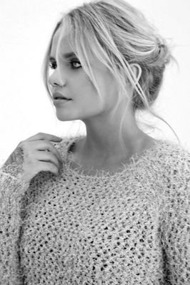 @codysimpson @allisimpson @selenagomez                                                     If destiny make you a simpsonizer,destiny also will make you meet him