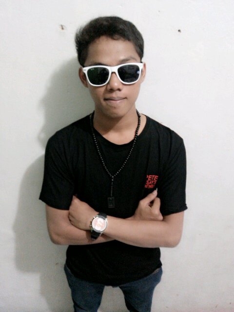 @STFT_PoPunk || save today for tomorrow .Est.2012.