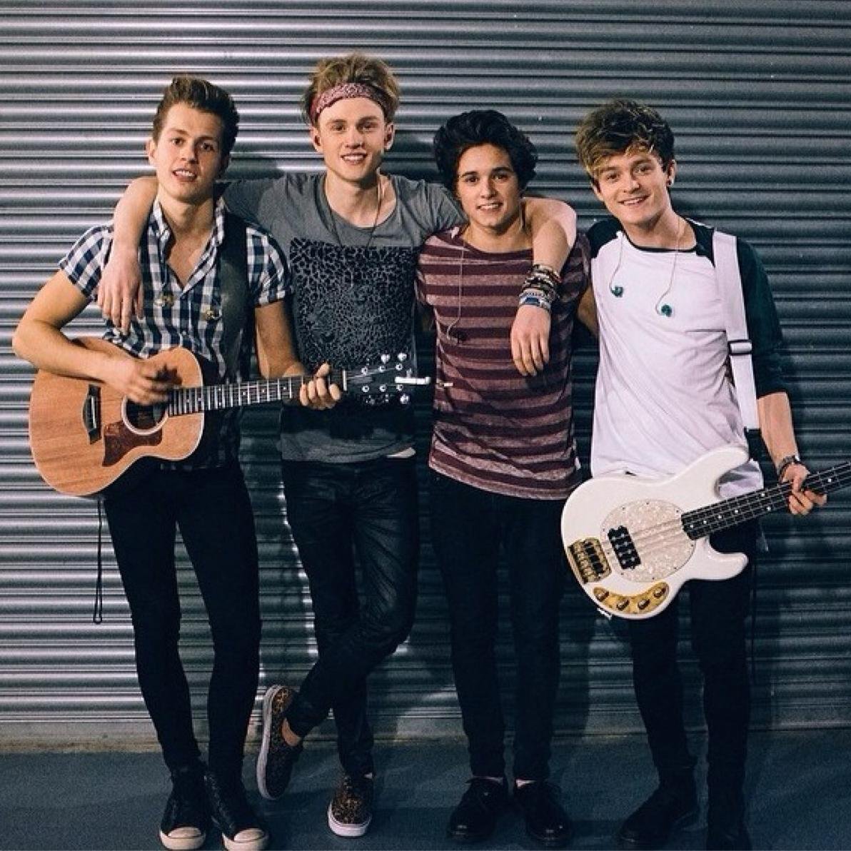 vampizzas's profile picture. The Vamps ft. pizzas