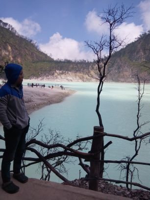 'JAS MERAH' (Jangan sesekali melupakan sejarah)...