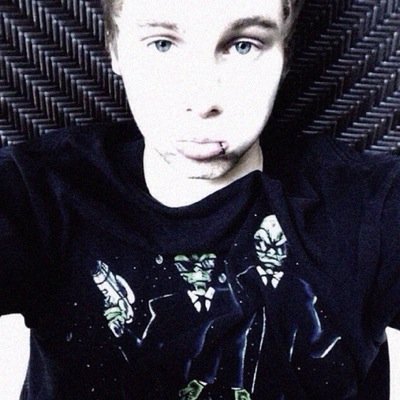 Mrs_aylenirwin2's profile picture. You just got a free follow from @freakymuke ☼ Follow her or you'll lose this follow ☼