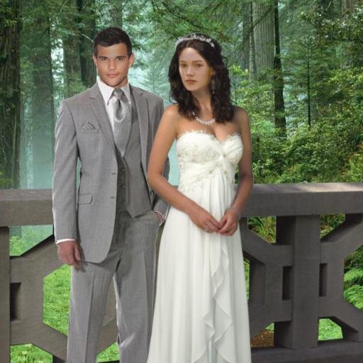 Renesmee Black-Cullen, daughter of Edward and Bella Cullen.  Married to my  best friends and my protector, Jacob Black.  This is a RP account PG16