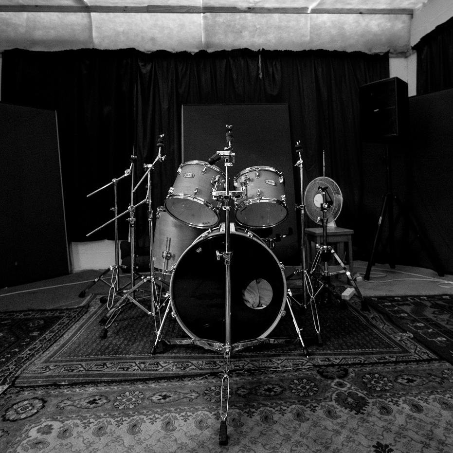 Tunes Studio (Stellenbosch) focuses on services such as rehearsal space, music lessons, recording and live streaming. Visit https://t.co/Uu6N8raVGI.