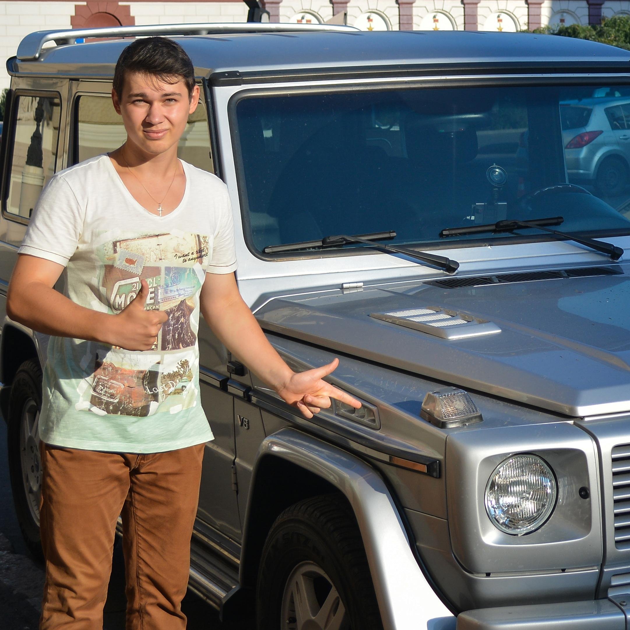 vitalifarenyuk's profile picture. 