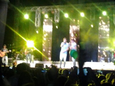 13-9-14 la mejor noche d toda mi vida poder ver a mis gemelos en concierto fue espectacular GemelierS d corazon no d ocasion danisú por siempre y para siempre ∞