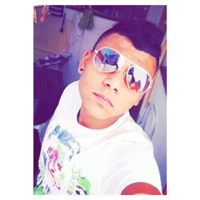 Eu viajo com deus, se nao voltei, viajei com ele.✝ ☮ ☠ insta:@negoo_96