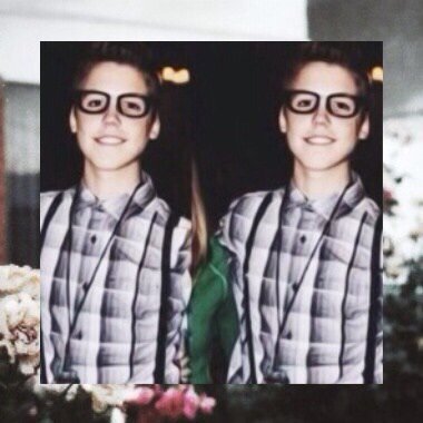 Free follow from @grierumdallas bc she loves you so you should follow her !!!!