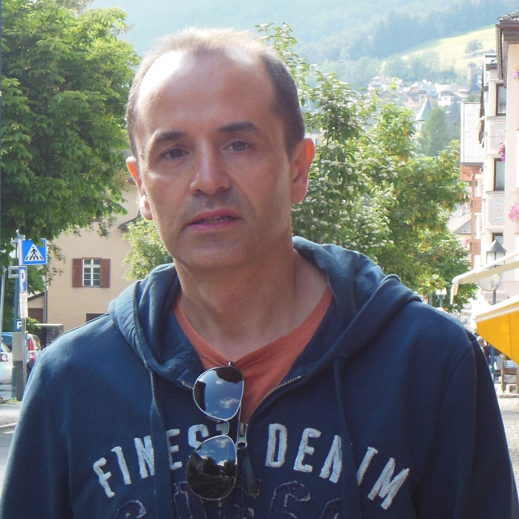 luca0406's profile picture. 