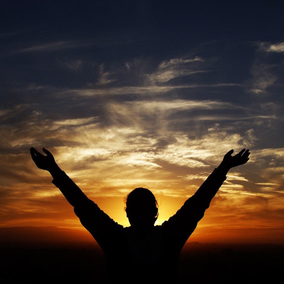 liveliferghtnow's profile picture. Why are we waiting? Let's start living life right now.