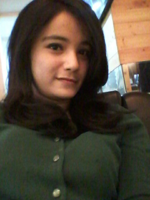 devykartika's profile picture. Love mom!