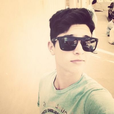 Da vida eu so espero rir dos tombos aprender com os erros e continuar acreditando que no final tudo vai dar certo 