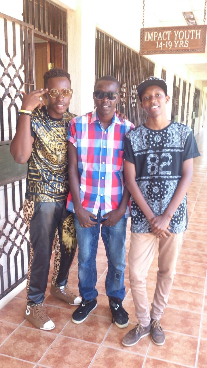 YBrezzyana's profile picture. wen i waz by mahself i waz fast asleep,since you came around i've been up for weeks