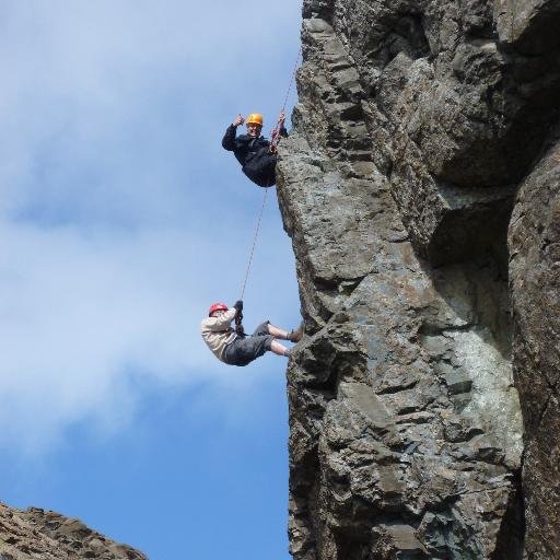 Squash hacker, Level 2 coach, Celtic fan, mountain climber/walker and bit of a leftie! Based in the VERY far north!