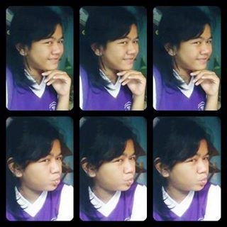 cinta ALLah ♥♥.. *sayang orang tua ♥♥.. *mengidolkan Nabi Muhammad ♥♥.. CJR ♥♥..foolback..add facebook @mayy ya umay.. ♥♥ 087763874100