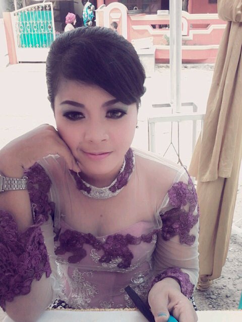 Hanya bisa diam