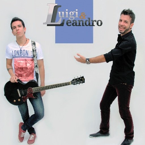 OLA GALERA! SOMOS UMA DUPLA DE IRMAOS CANTANDO NOSSAS COMPOSIÇÕES E DIVULGANDO AS BOAS MÚSICAS DE NOSSOS PARCEIROS DA MUSICA SERTANEJA!
OUÇA LUIGI E LEANDRO