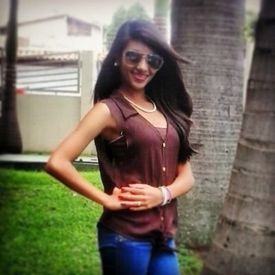 Estudiante de Diseño Gráfico. De tu Trato Depende el Mío!