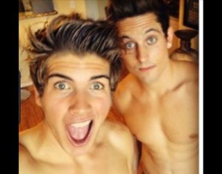 Hi guys  have a good day on my tweets plz have a good day bye tank u