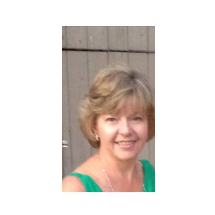 passionate brand marketer, mom,  outdoor/garden nut, committed runner, recent dog liker