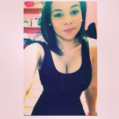 Estudiante de Odontología. ¡Con sueños de Libertad!. Amante de Dios, mi Familia y Amigos.